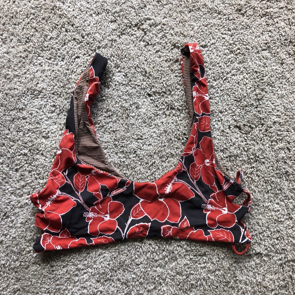 🌺SOLD🌺 Acacia Hunter top in Mid Pacific